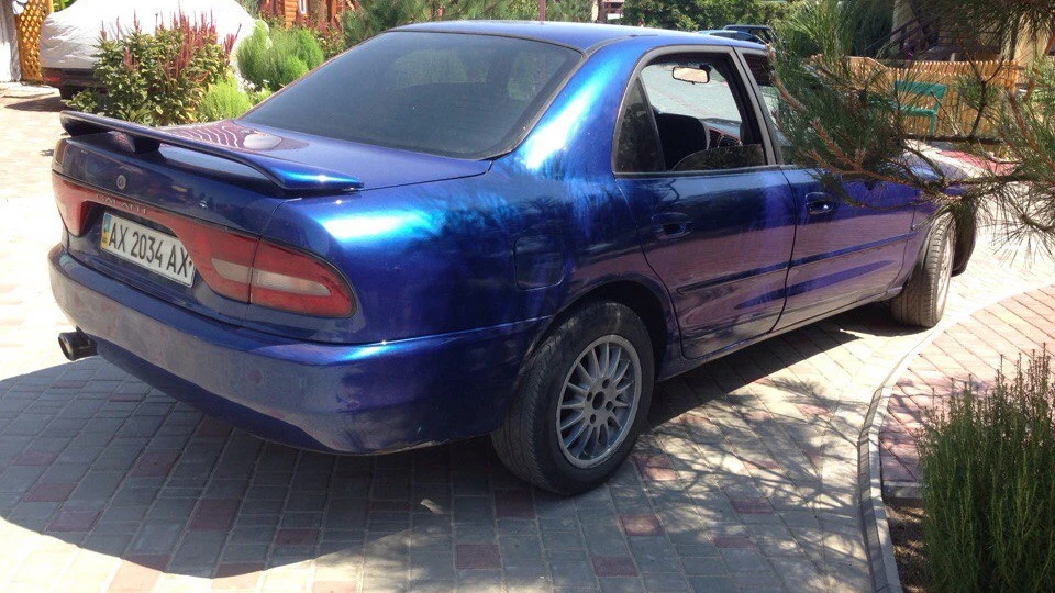 Mitsubishi Galant 2