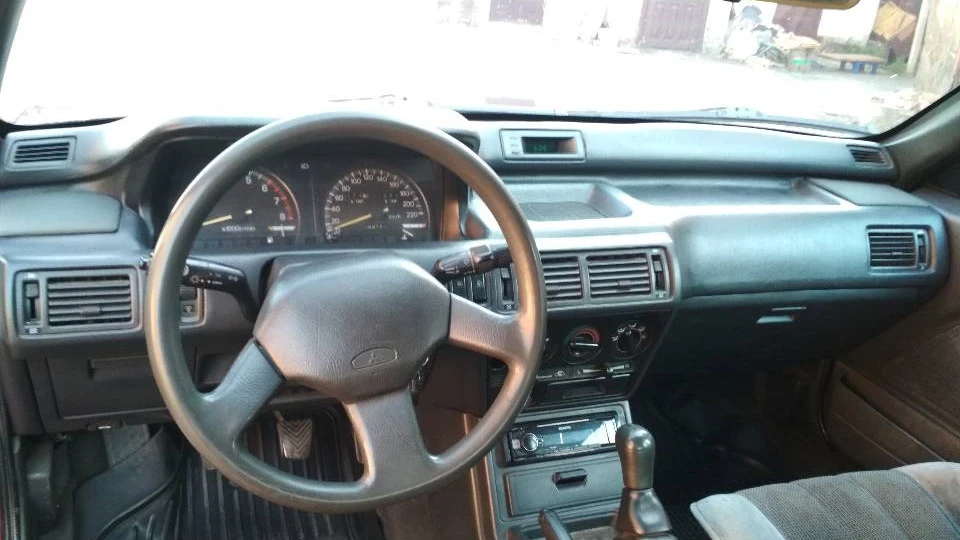 Mitsubishi Galant 2