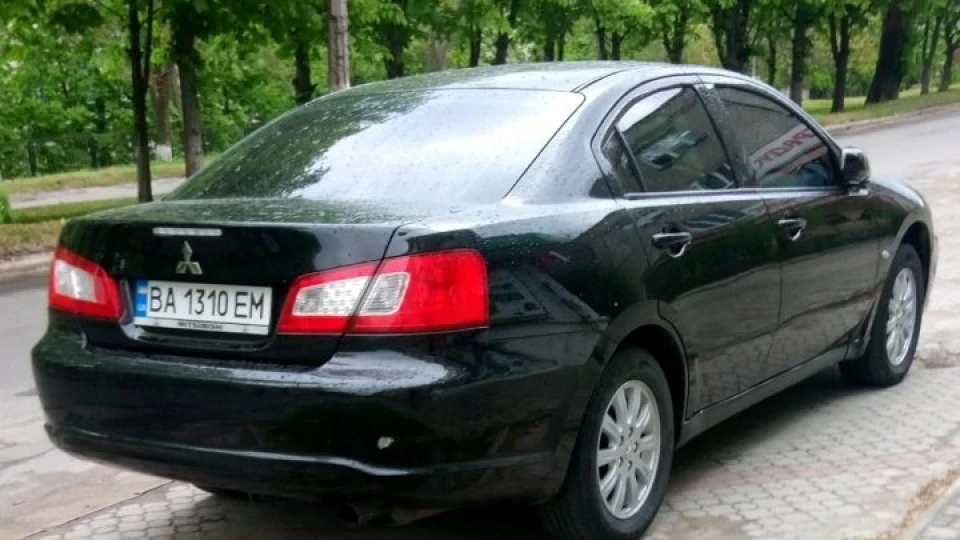 Mitsubishi Galant 2