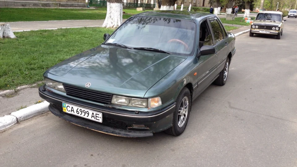 Mitsubishi Galant 3