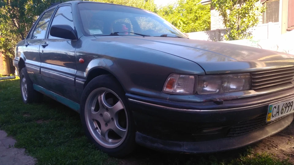 Mitsubishi Galant 4