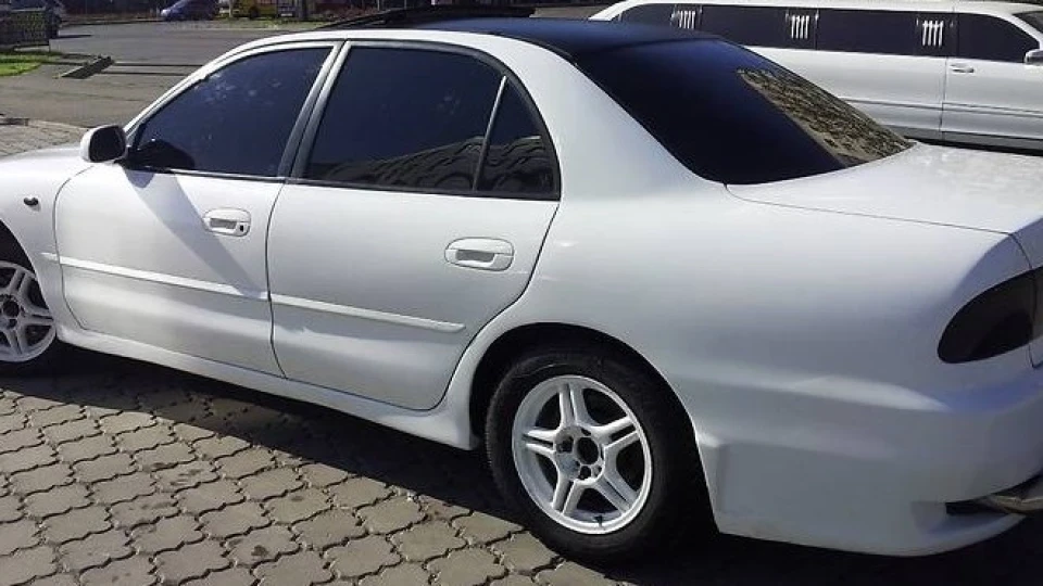 Mitsubishi Galant