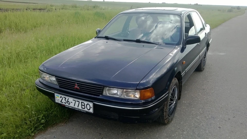Mitsubishi Galant