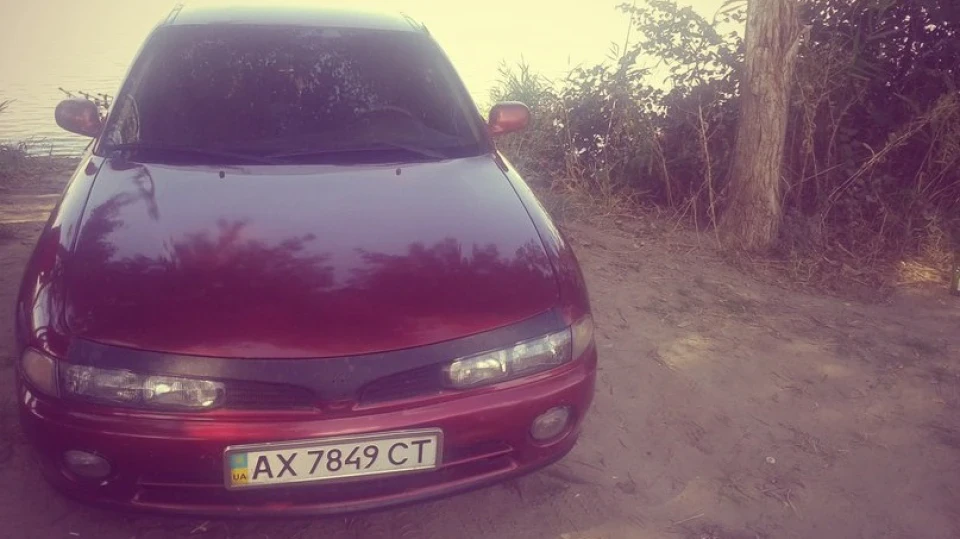 Mitsubishi Galant 3