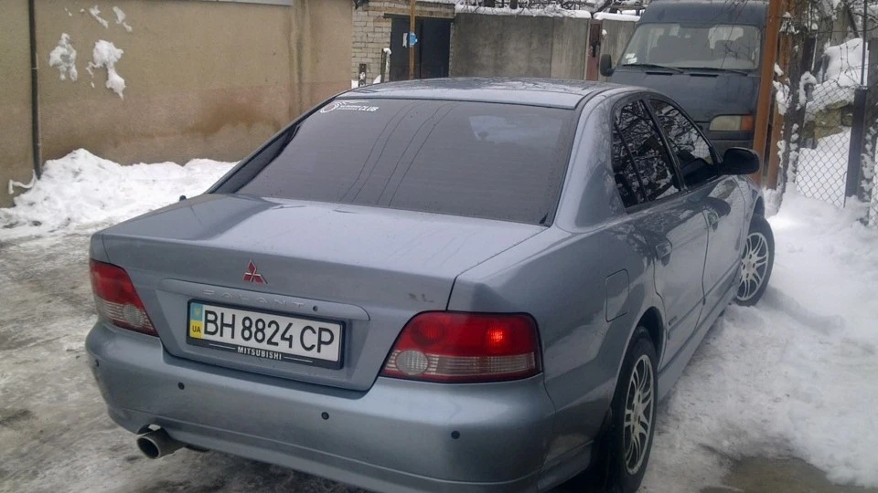 Mitsubishi Galant 3