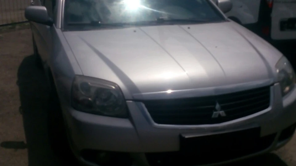 Mitsubishi Galant