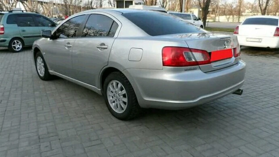 Mitsubishi Galant 5