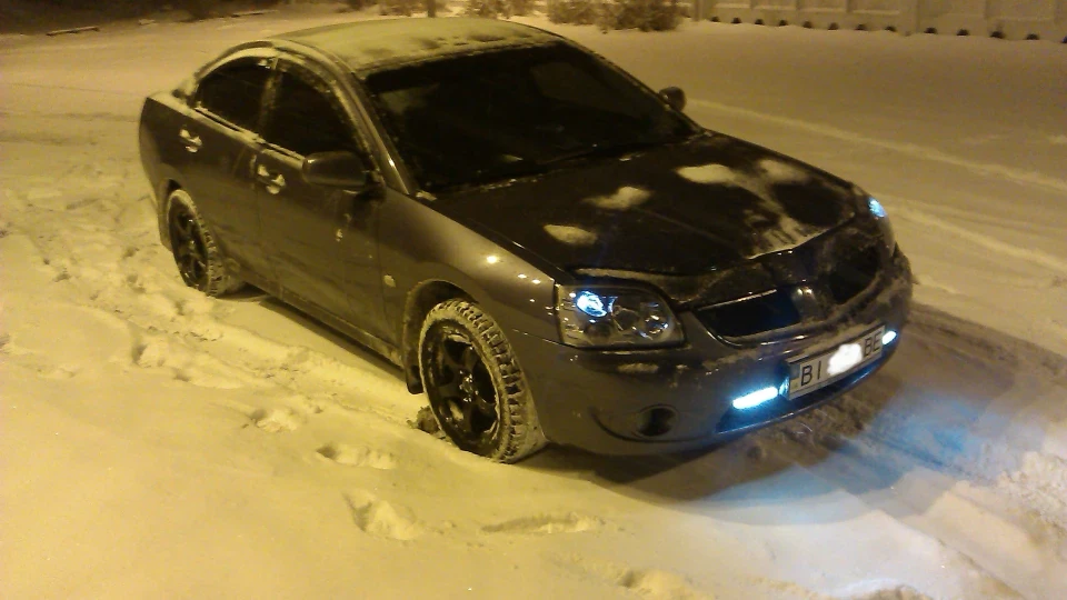 Mitsubishi Galant 3