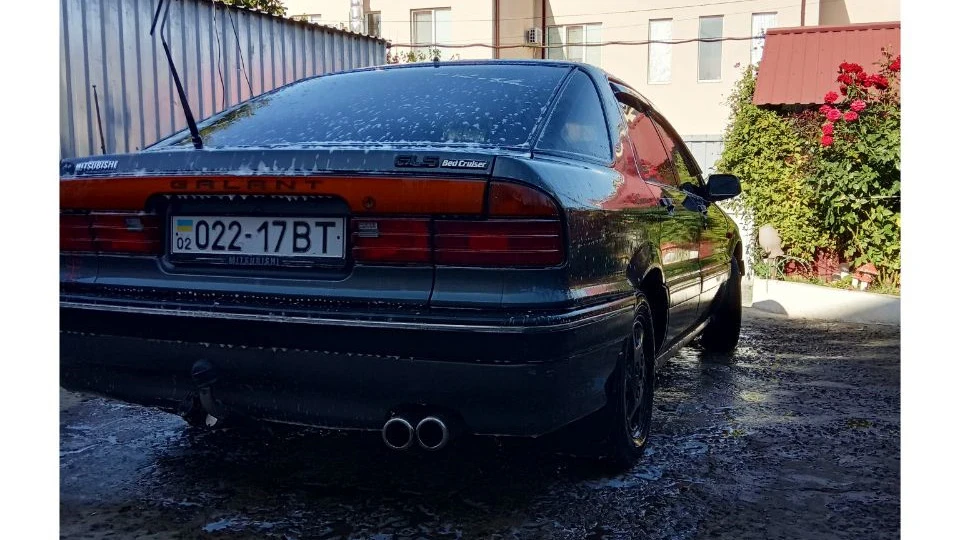 Mitsubishi Galant 2