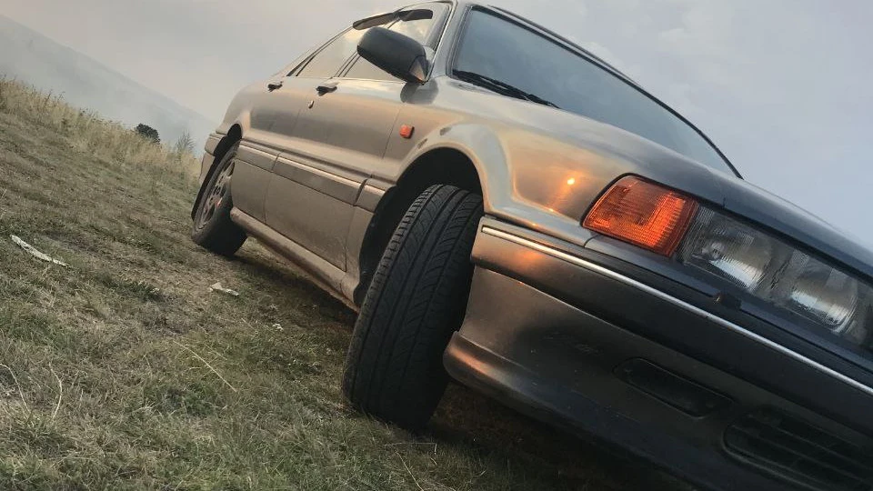 Mitsubishi Galant 4