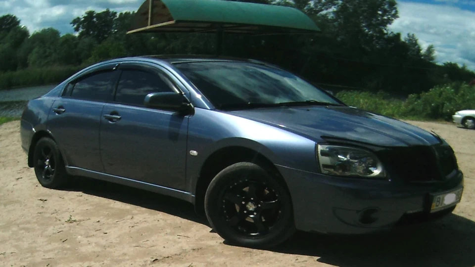 Mitsubishi Galant 2