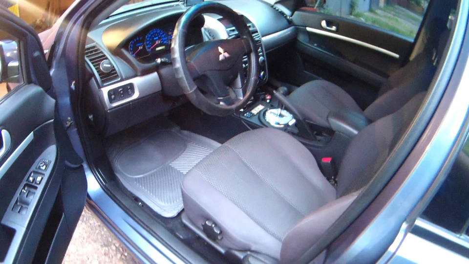 Mitsubishi Galant 4