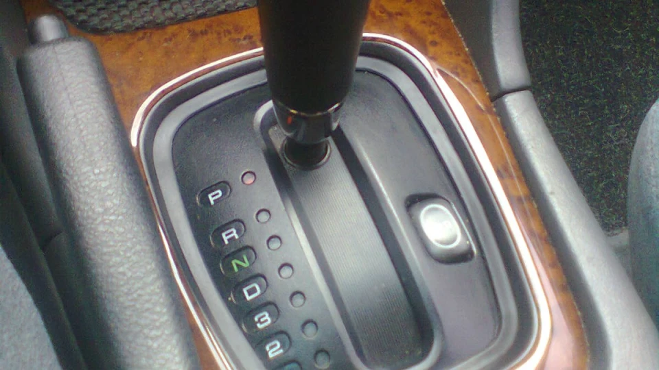 Mitsubishi Galant 2
