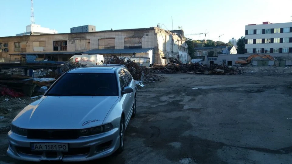 Mitsubishi Galant 2