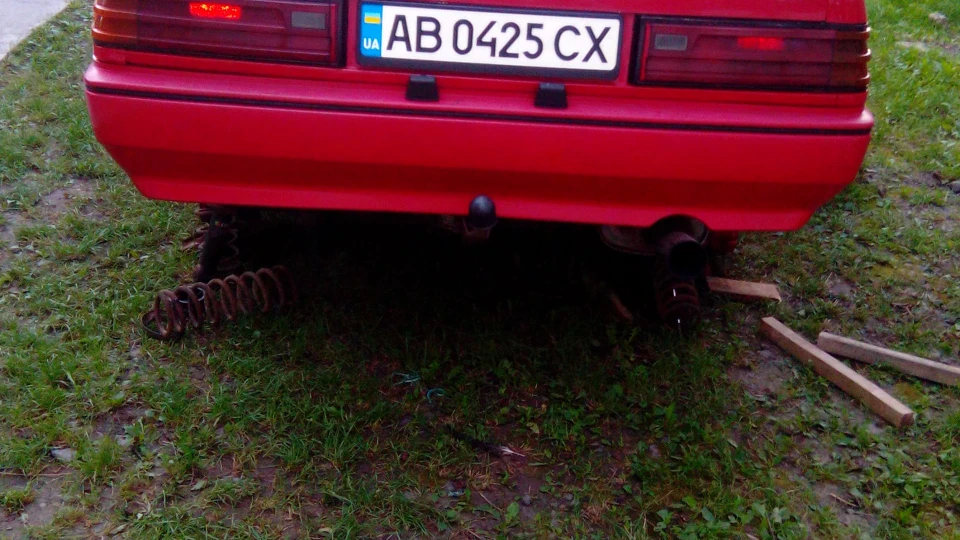 Mitsubishi Galant 2