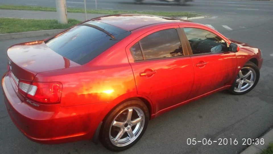 Mitsubishi Galant