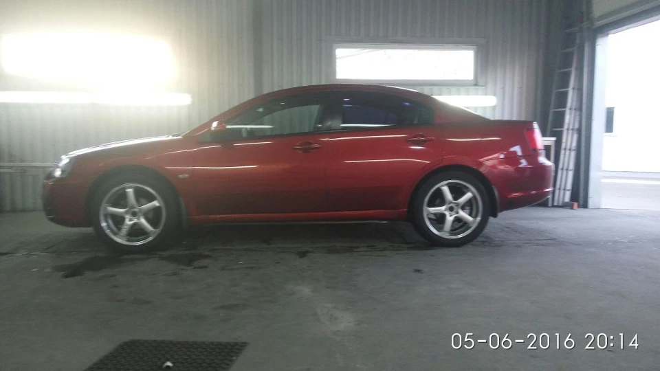 Mitsubishi Galant 2