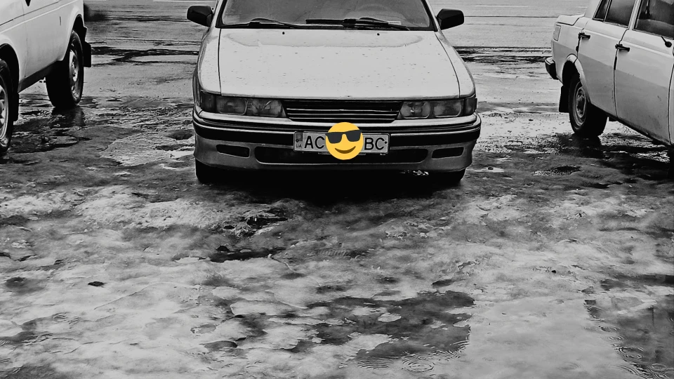Mitsubishi Galant