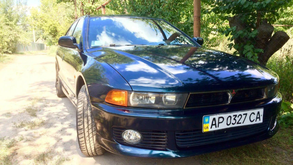 Mitsubishi Galant