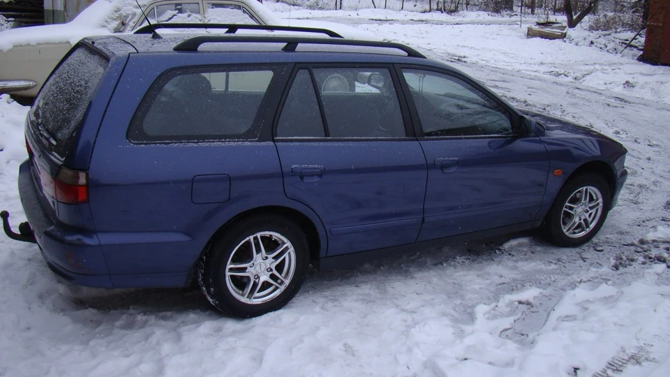 Mitsubishi Galant 2