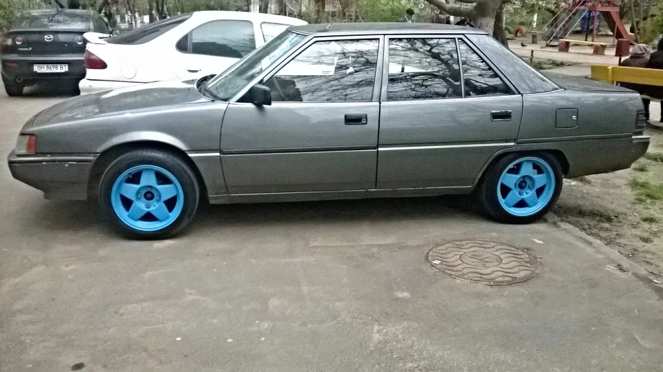 Mitsubishi Galant 2