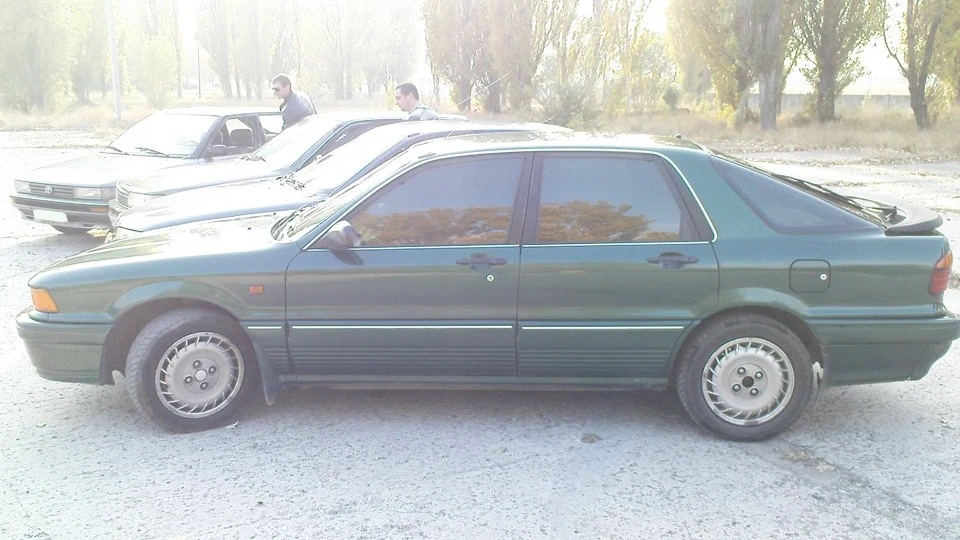 Mitsubishi Galant 4