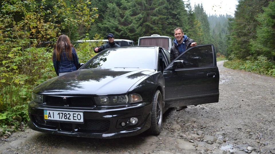 Mitsubishi Galant 3