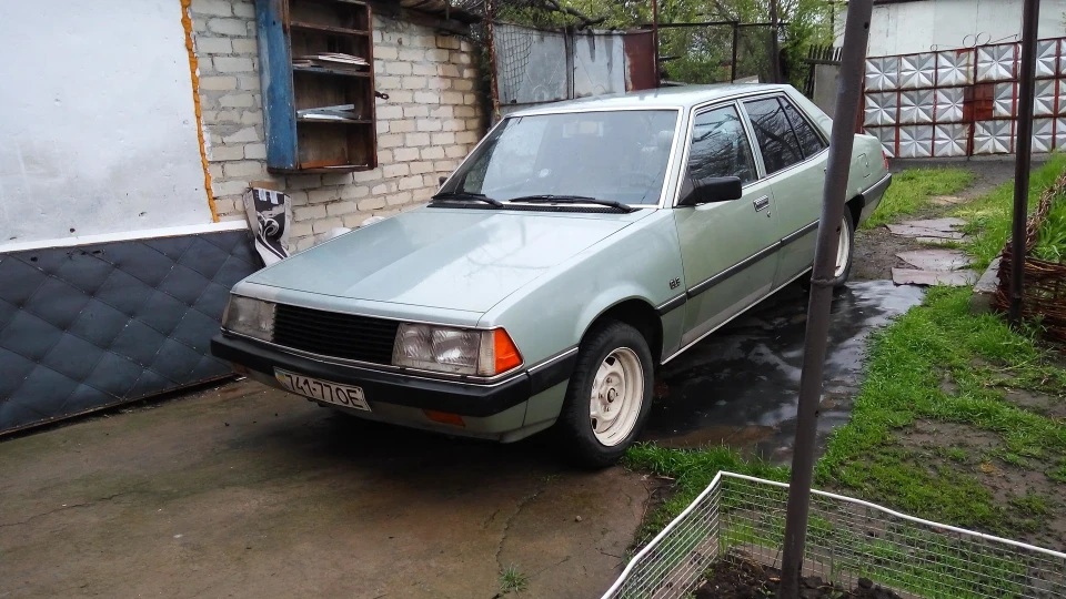 Mitsubishi Galant 2