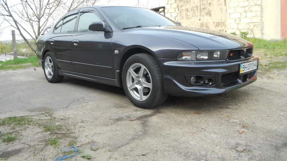 Mitsubishi Galant 2