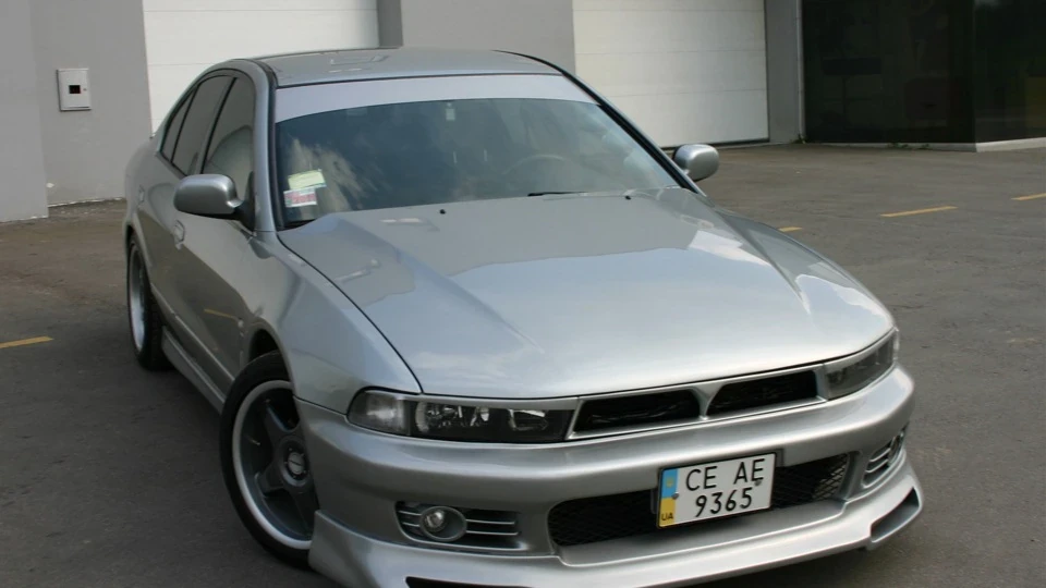 Mitsubishi Galant 2