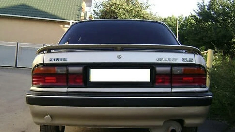 Mitsubishi Galant 5