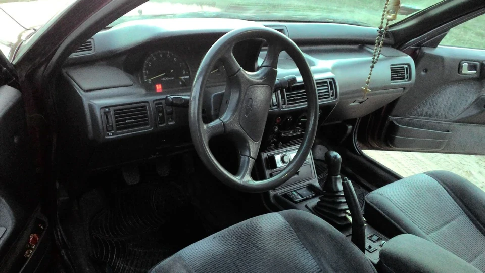 Mitsubishi Galant 4