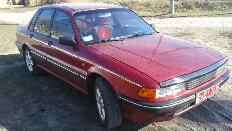 Mitsubishi Galant 2