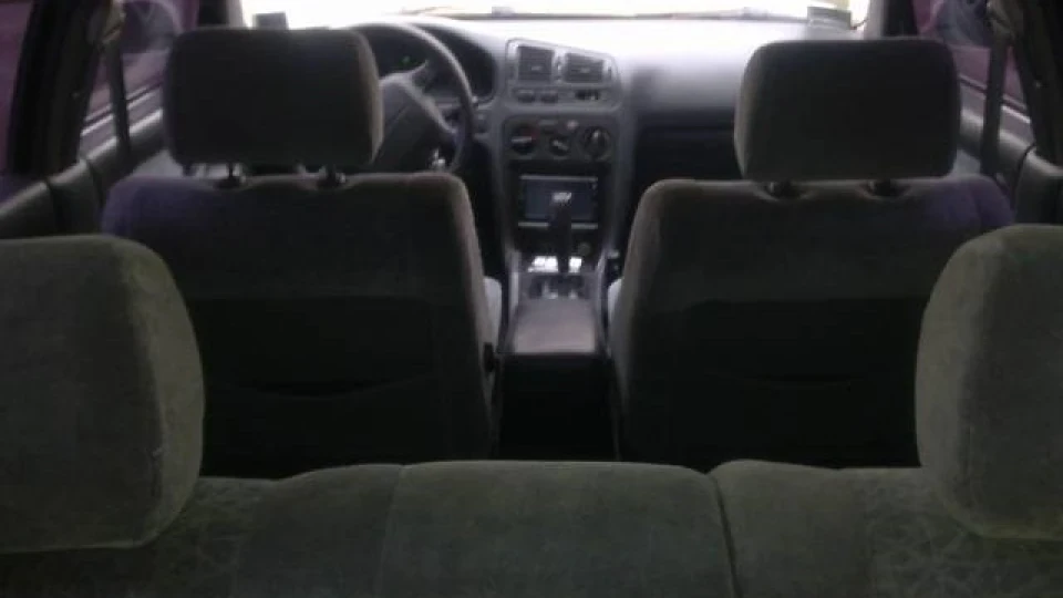 Mitsubishi Galant 2