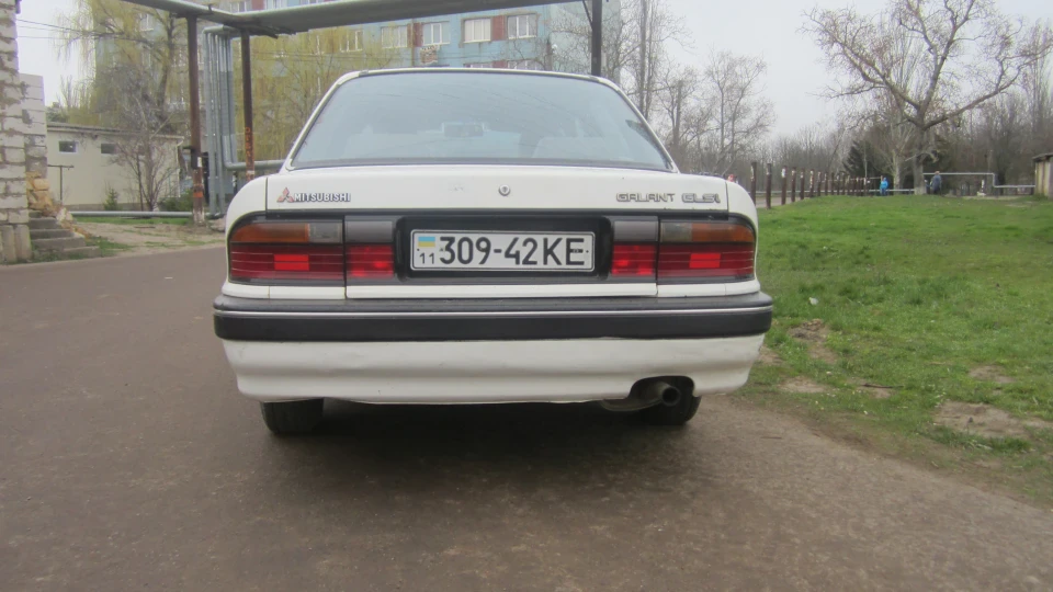Mitsubishi Galant 5