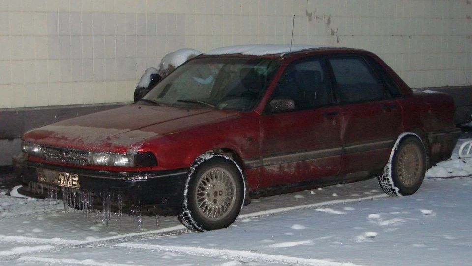 Mitsubishi Galant 2