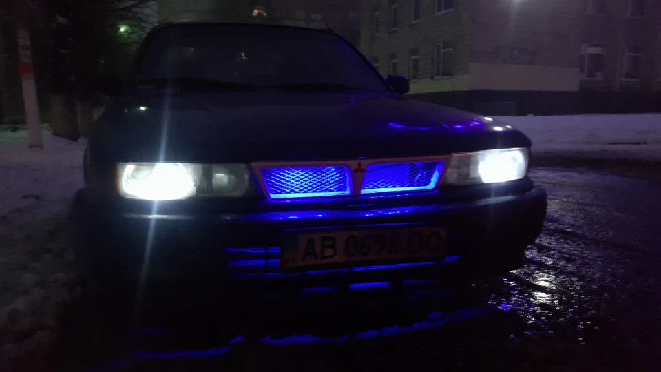Mitsubishi Galant 2