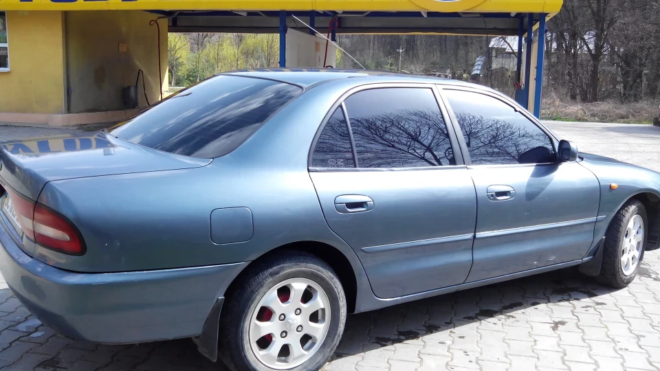 Mitsubishi Galant 2