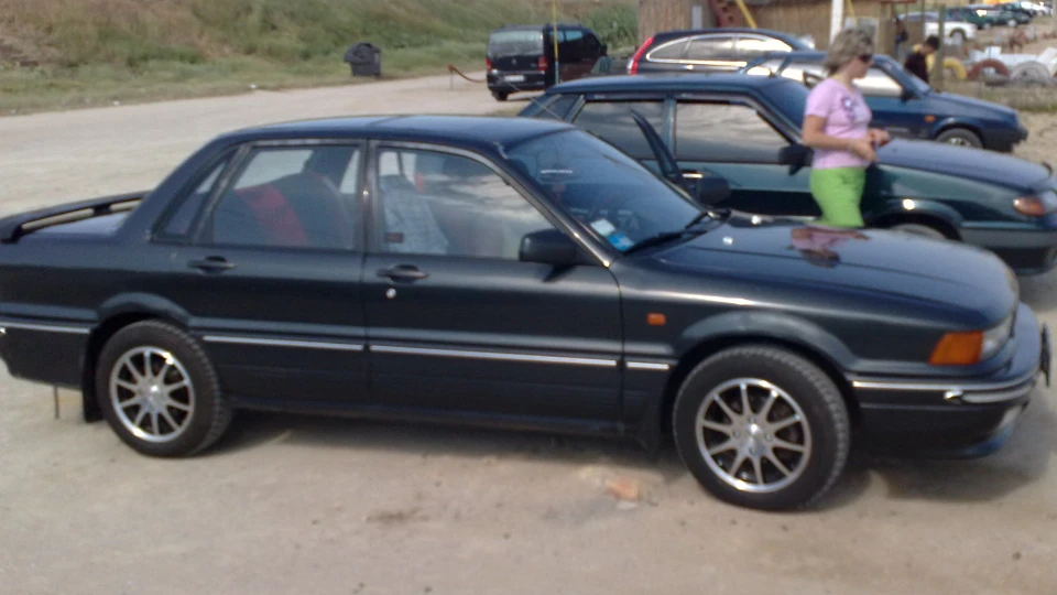 Mitsubishi Galant 1.8 exe 2