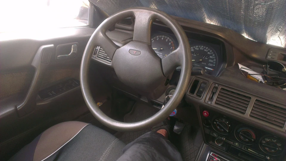 Mitsubishi Galant 1.8 5
