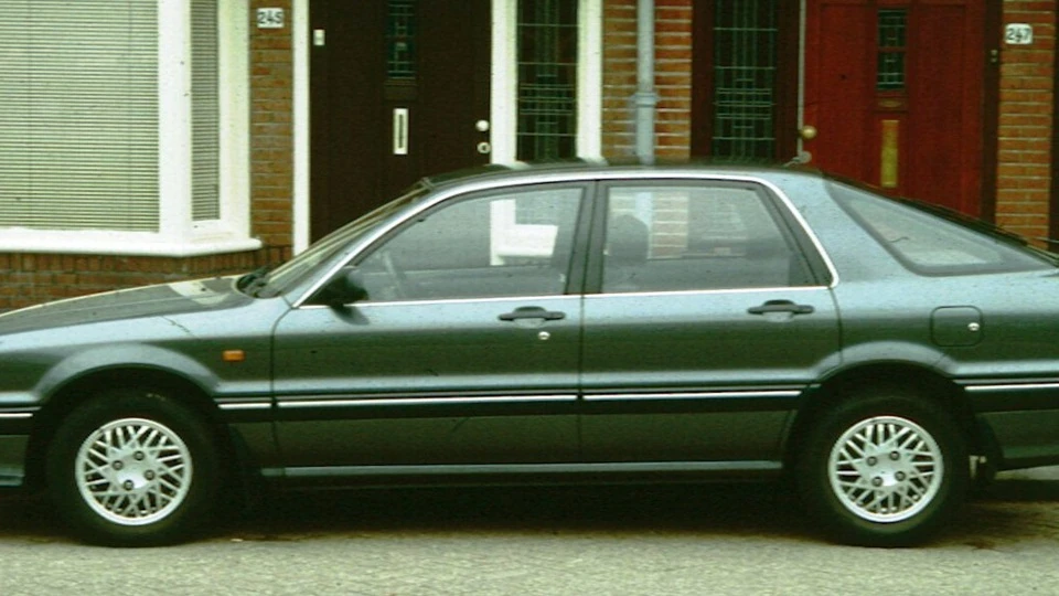 Mitsubishi Galant 2.0 GTI 2