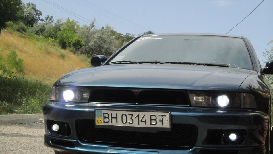 Mitsubishi Galant 2.0 (RAZVOLUTION) 2