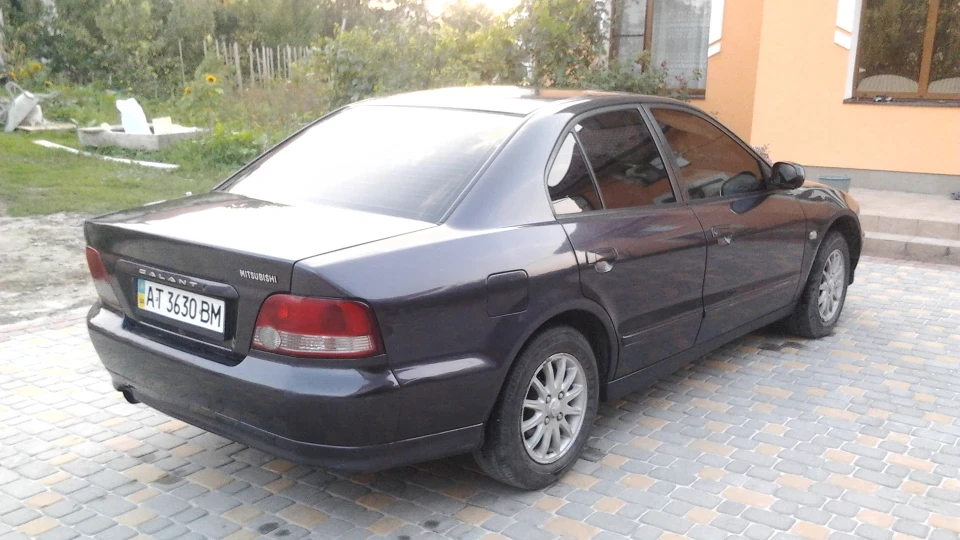 Mitsubishi Galant 2.0 5