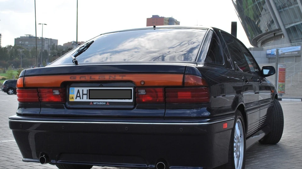 Mitsubishi Galant 2.0GLSi 3