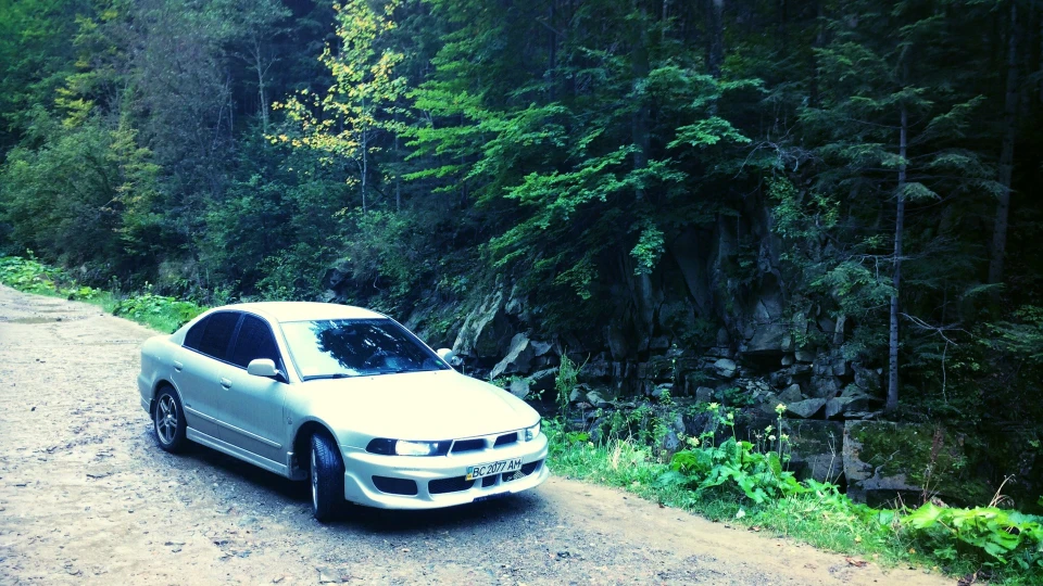 Mitsubishi Galant 2.4 GDI Viento 5
