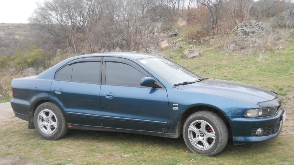 Mitsubishi Galant 2.4GDI Black Ice 4