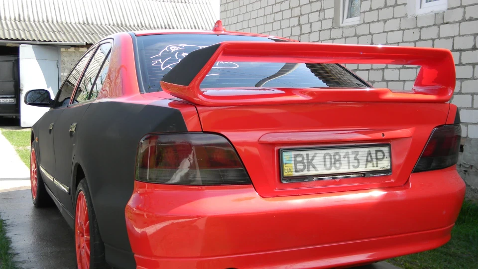 Mitsubishi Galant 2.5 V6 3