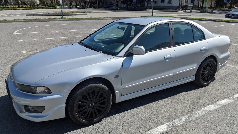 Mitsubishi Galant 2.5 Viento 2