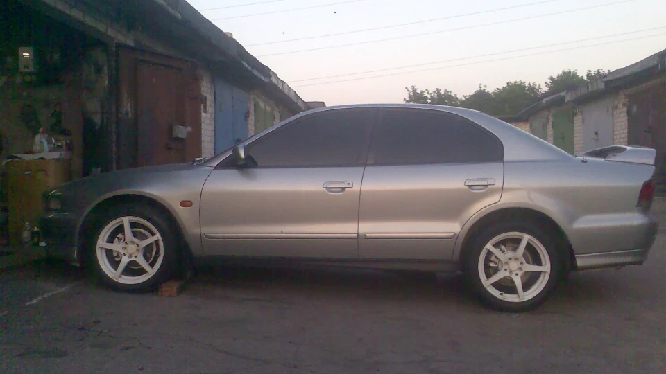 Mitsubishi Galant 2.5V6