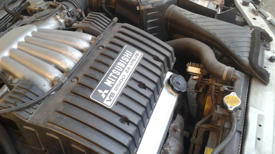Mitsubishi Galant 6A13 2